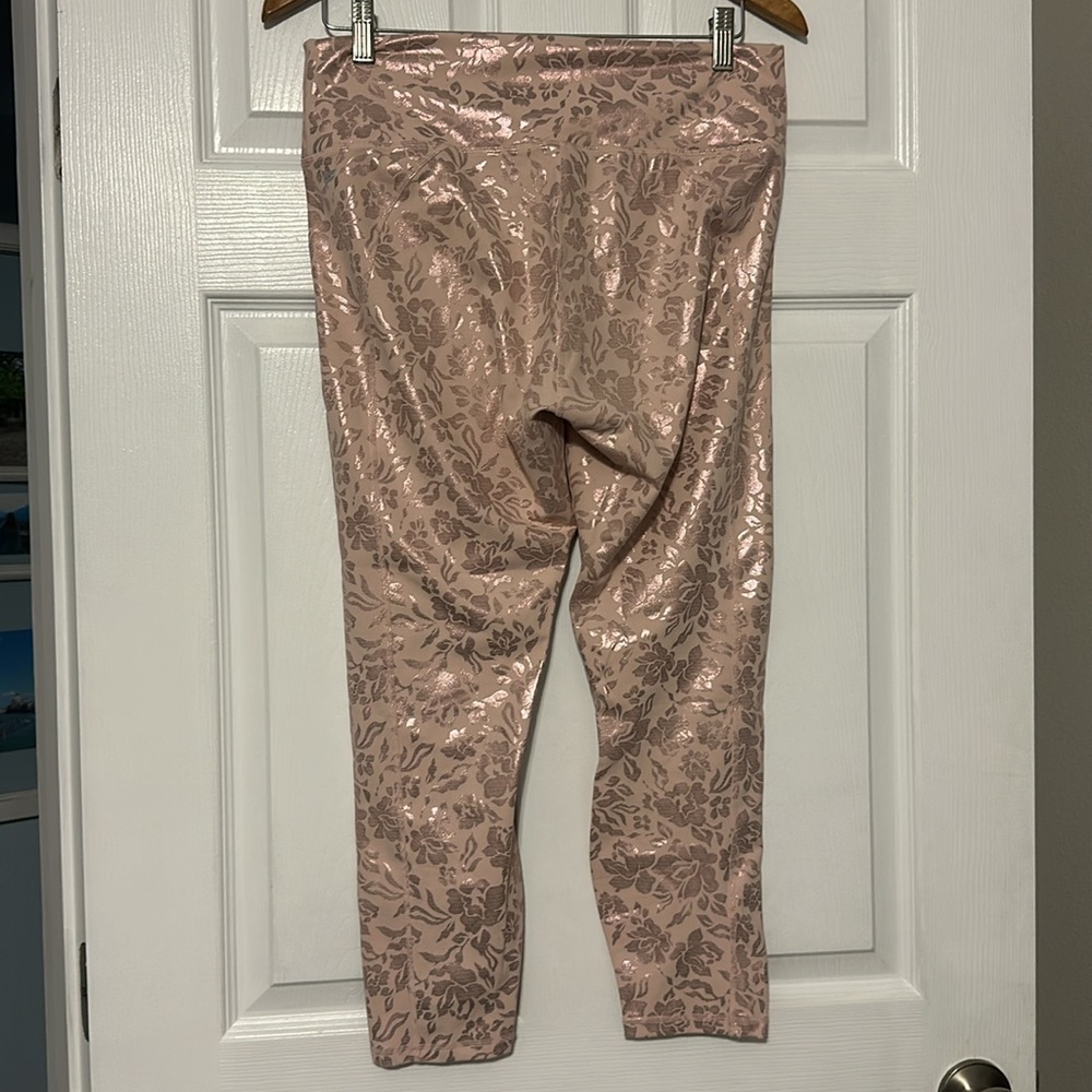 Fabletics Pink Shimmer Pureluxe Leggings Size XL - Picture 4 of 6